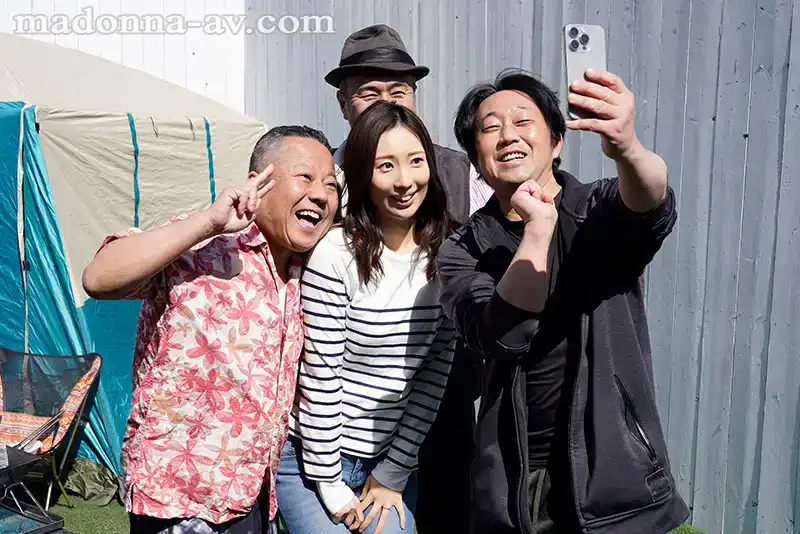 JUQ-852 町內露營 NTR 妻子在帳篷裏多次被中出的震撼視頻 ~ 小野りんか的劇照10
