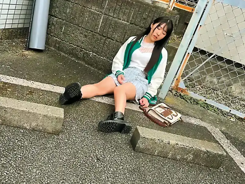 DVAJ-669 每天被我偷拍的女高中生竟然有男友了，我再也控制不住的尾行綁架，然後狠狠的強奸了她 ~ 皆月光的劇照13