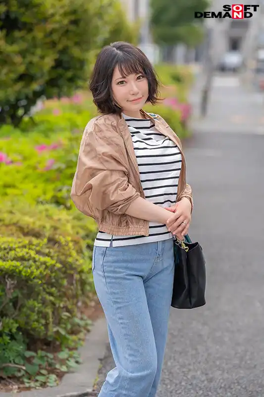 SDMM-180 魔鏡號「請聽聽難以控制性欲男人們的煩惱嗎？」給人妻看18cm勃起陰莖，讓她下面流水然後操她 的劇照8