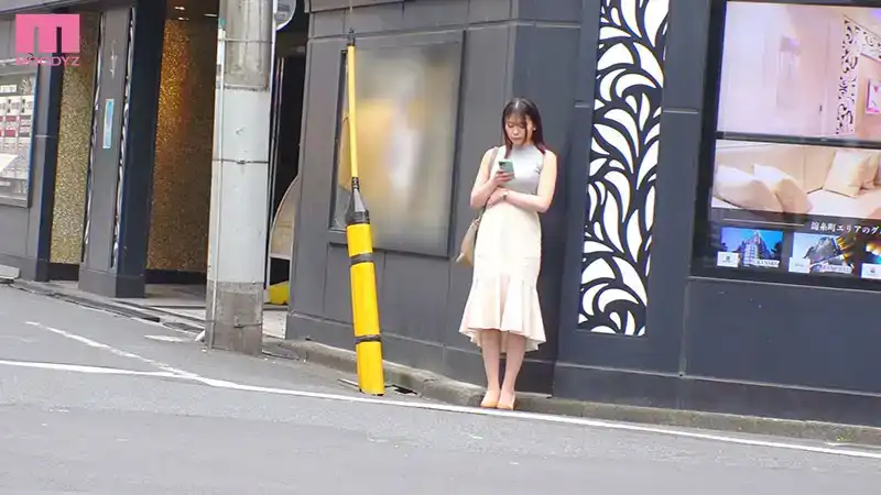MOER-002 新人出道！清楚系現役看護士，實際是個超級受虐M女，而且……很好色。令人震驚的瘋狂AV首次亮相，喉嚨和陰部都被大雞巴插入，淫水滴落滿都是 首次亮相 AV DEBUT ~ 夢川ほの香的劇照11