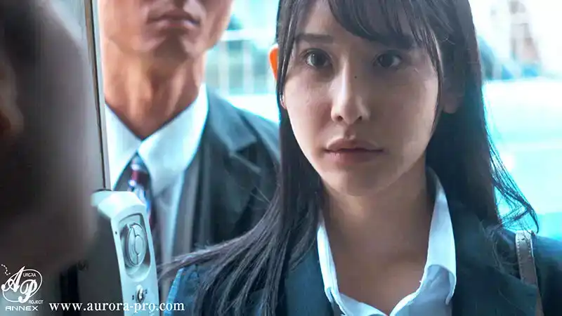 APNS-353 恥辱的家訪：被不良學生輪奸的巨乳美人教師 ~ 西野繪美的劇照15