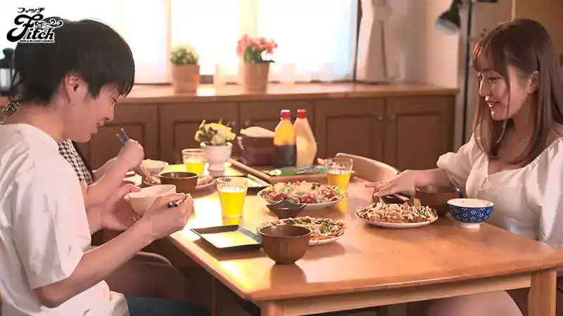 FPRE-099 第三天，我繼續在女友的巨乳媽媽體內射精，她反抗了……她坐在我年輕的雞巴上，開始瘋狂地搖動她的臀部 ~ 安斉愛結的劇照18