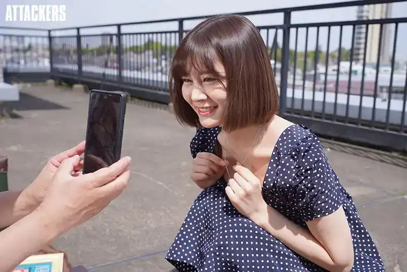 ADN-614 被骯髒男人抱着的天使 ~ 鳳美優的劇照10