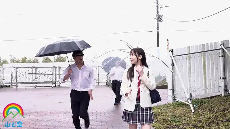 SORA-564 實寫版：生徒會長是真性露出狂 ~ 天馬唯的劇照18