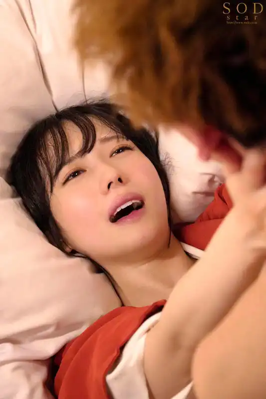 START-164 溫泉旅行中的淫亂美麗年輕女將，引誘單身客人和情侶，並在旅館內多次與他們發生性關系 ~ 小湊四葉的劇照7