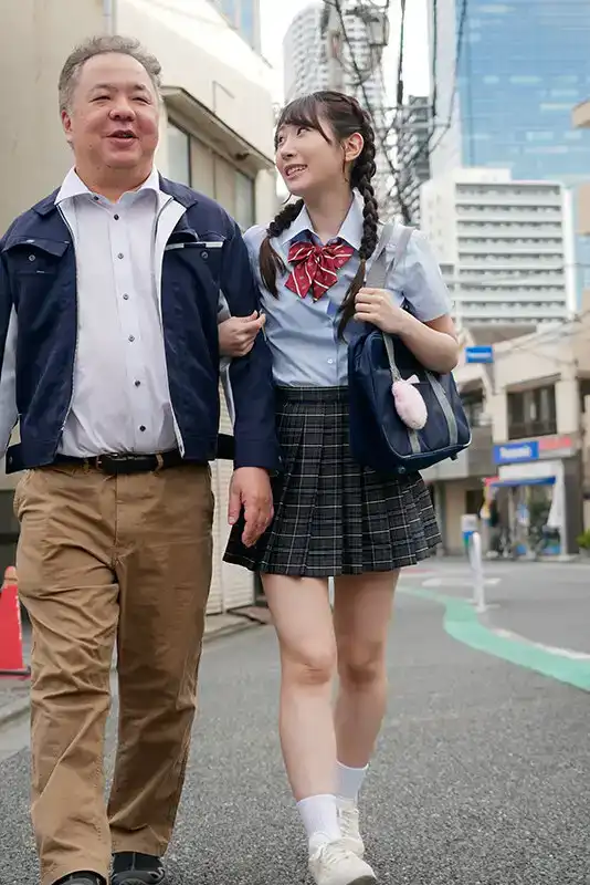AKDL-301 像糖一樣甜蜜親吻會讓男人感覺非常好 ~ 五十嵐清華的劇照12