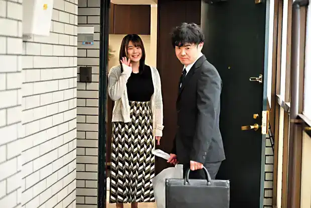 HZGD-286 8:00到17:00老公不在家…欲求不滿的L罩杯超乳人妻的在宅中出美學 ~ 新田雪的劇照18