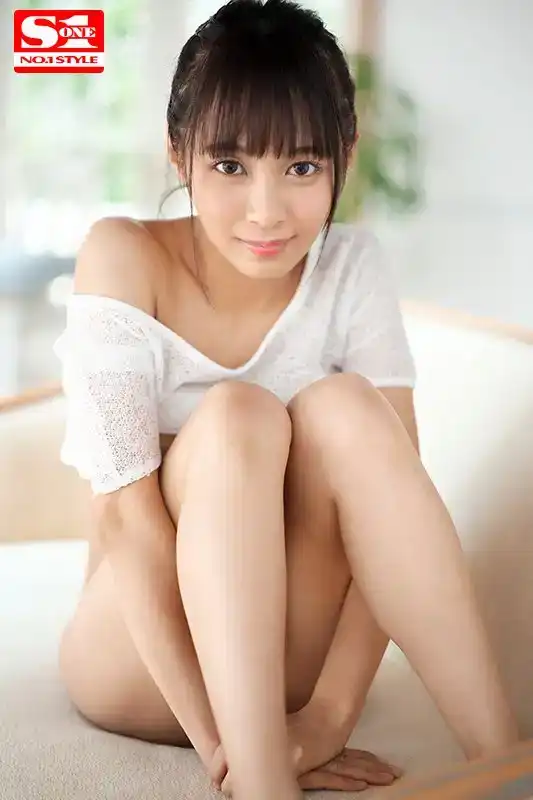 SSNI-462 新人報到！ NO.1 STYLE  19歲巨乳萌妹 首次亮相  AV DEBUT ~ 逢見梨花的劇照1