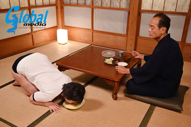 GAJK-017 田舍娘爲了償還爛酒鬼父親的借債不得不被關在倉庫裏接受奴役調教 當繩子穿過屁股將她吊起，蠟燭噝噝的滴在她的乳頭上時，她哭了 ~ 河合陽菜的劇照6