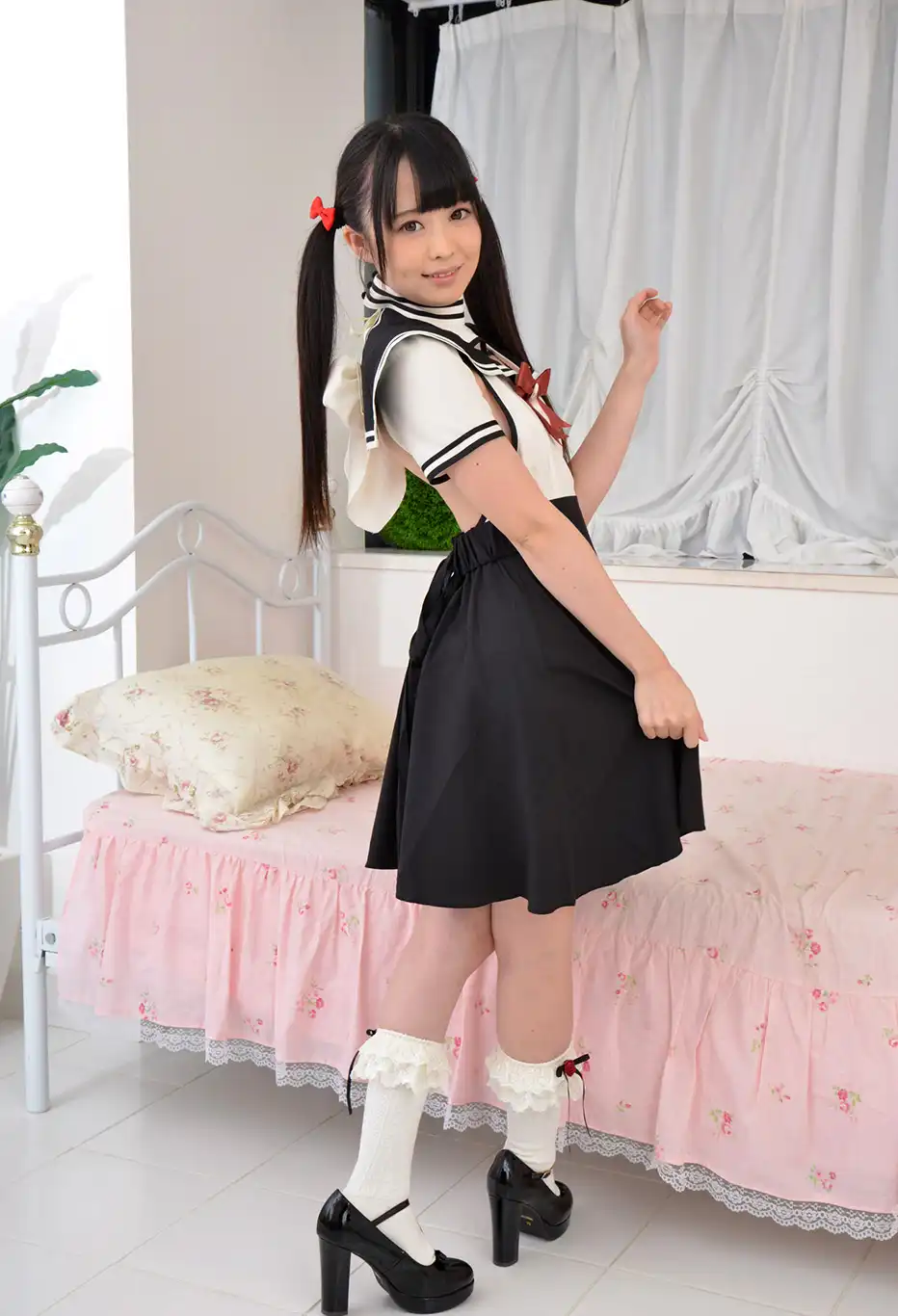 愛名光莉第44張寫真