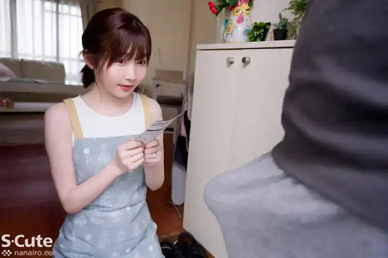 SQTE-576 人妻無法抗拒的想要隔壁鄰居的大雞巴 ~ 上戶真理的劇照11