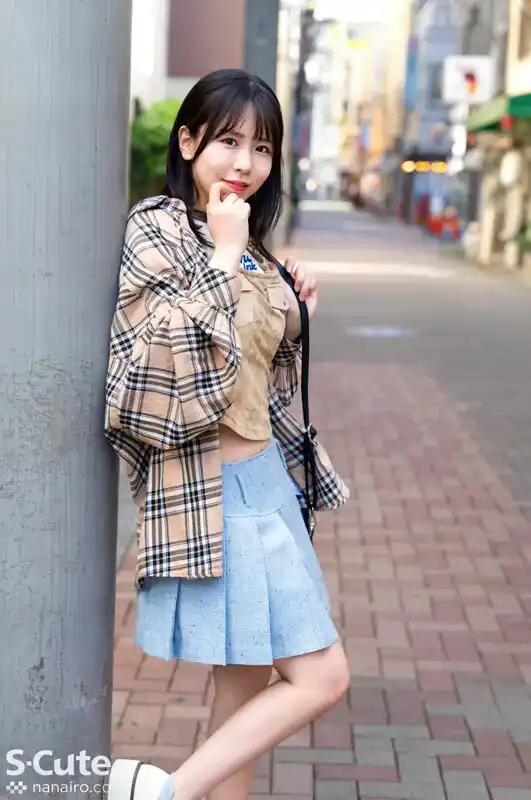 SQTE-574 友達以上 戀人未滿。 脫掉衣服，我會馬上愛上她！ ~ 柏木小夏的劇照17