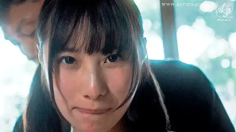 APNS-357 「請大力操我……叔叔……」 初女身體被叔叔玩弄……變身癡女……要懷孕了！！美乳侄女回家之後 ~ 鬆井日菜子的劇照14
