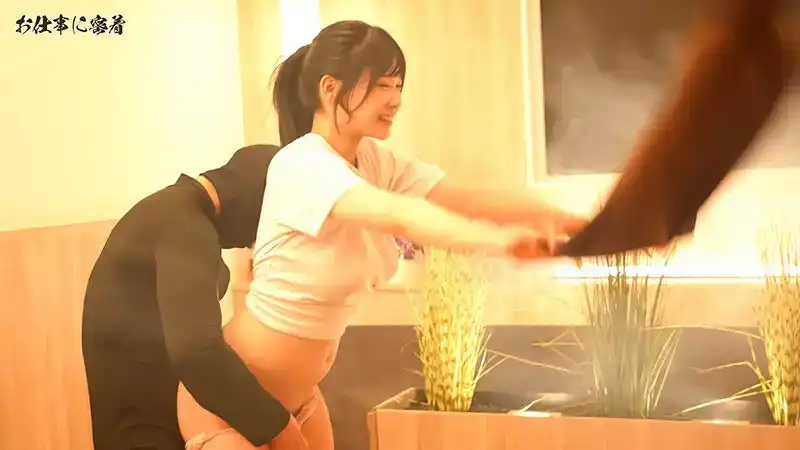 SGKI-036 請心情享受蒸汽浴！ 女熱波師在桑拿房被操的滿頭大汗仰起頭看着你 ~ 逢月ひまり 美園和花的劇照14