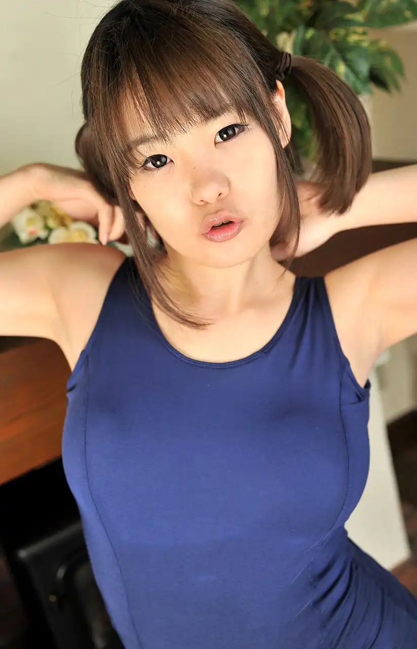 真白愛第75張寫真