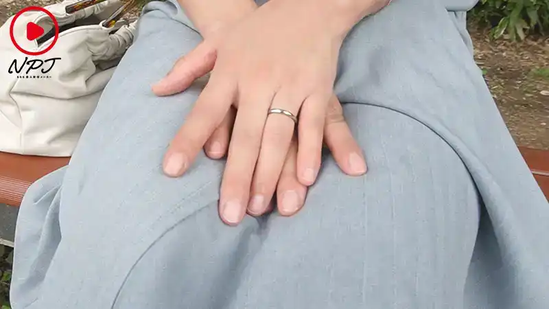 NPJS-110 全國不道德人妻名錄 ~ 水川潤(28歲)的劇照8