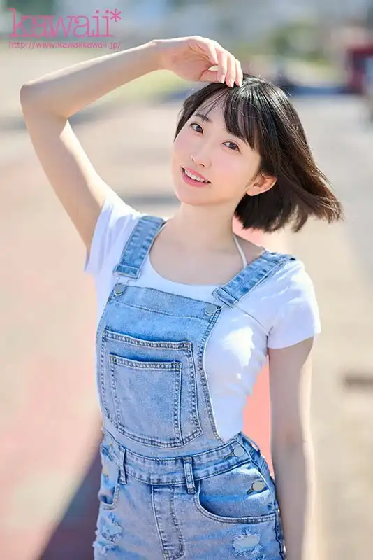 三葉彌生第4張寫真
