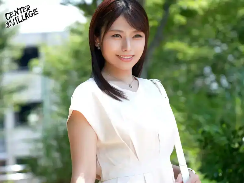 JRZE-222 新人出道！初撮人妻 首次亮相 AV DEBUT ~ 河合美央的劇照11