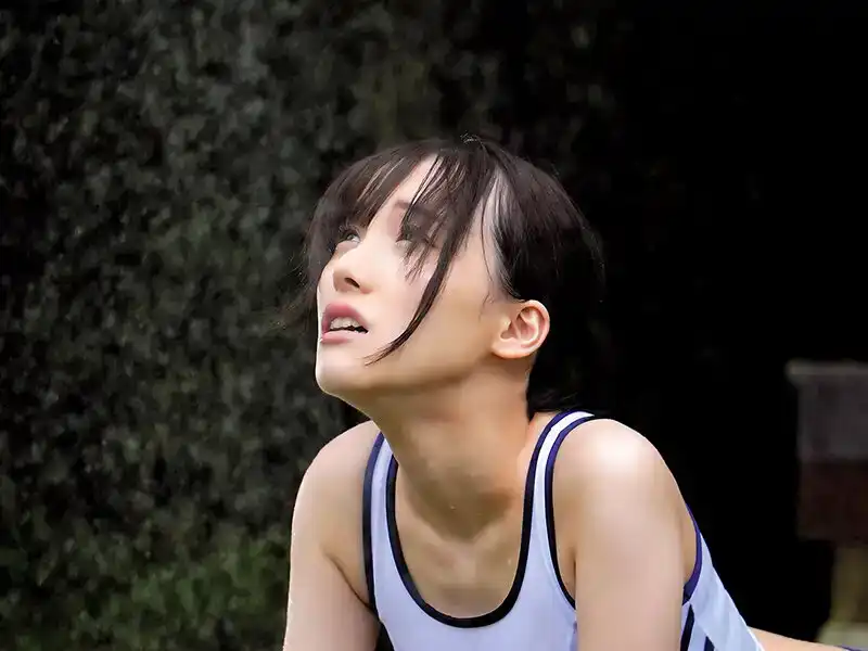 DVAJ-676 雨中特訓的田徑女孩，溼漉漉的頭發和透明的乳房，夏季訓練營傾盆大雨中做愛 ~ 白石桃的劇照19