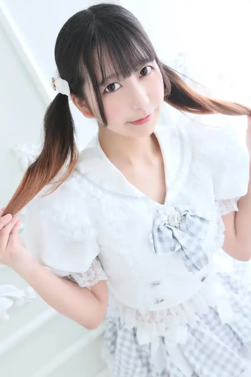  綾瀬ひまり第46張寫真