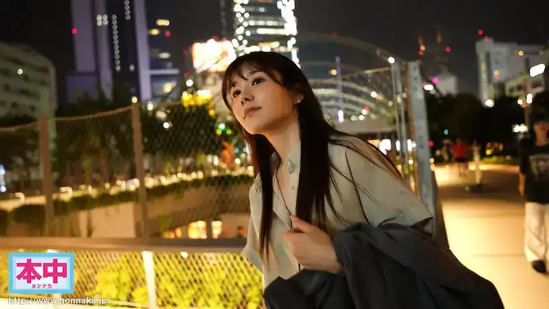 HMN-656 認識很久很熟的女閨蜜，她抱怨工作抱怨上司，喝醉後送她去了酒店，卻想不到.... ~ 五日市芽依的劇照12