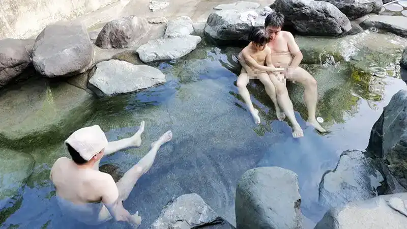 YAKO-062 健康小麥色皮膚，大乳頭天然美少女 6SEX收錄 4小時 ~ 北川まほ的劇照2
