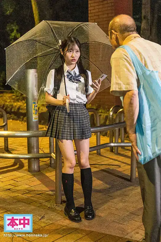 HMN-635 和交友APP上認識的離家出走女孩的合法共同生活 不小心觸碰到了她的敏感區，叛逆女孩立即癡女化 ~ 鈴之家鈴的劇照12