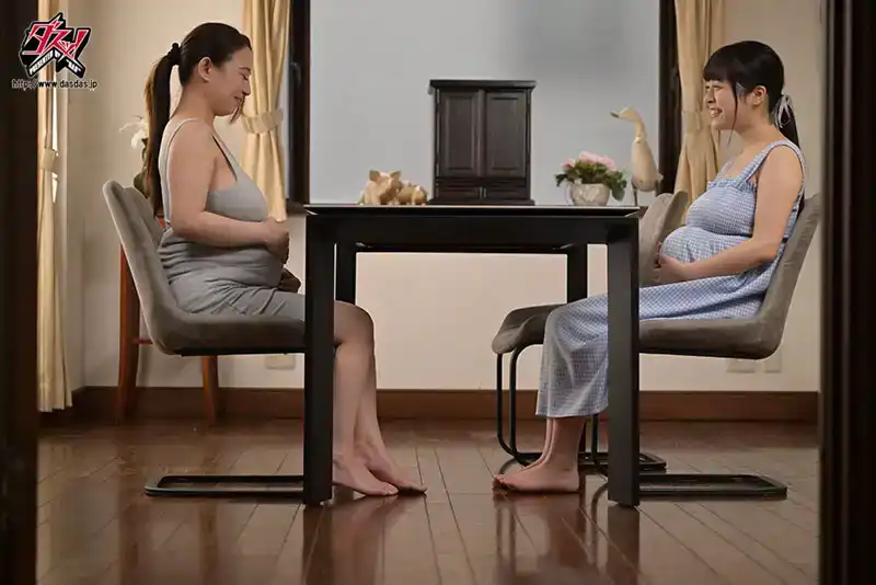 DASS-545 美人母娘，我來看望數十年前被我強奸懷孕的女人和她的女兒 ~ 織田真子 羽月蒼乃的劇照6