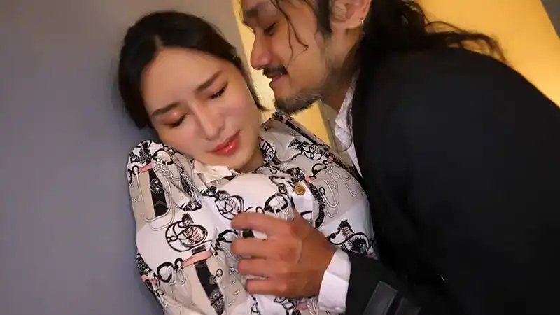 WWMM-003 [台灣女優]濃密中出的不倫旅行 犯下不可饒恕的背德罪行 ~ 艾熙的劇照12