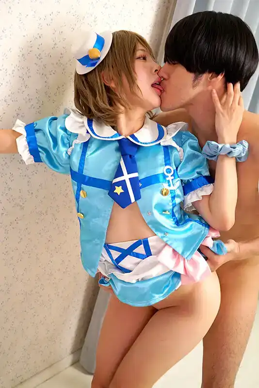 UZU-021 COSPLAY女孩喜歡同一班級內向的男孩，性欲旺盛 ~ 小那海綾的劇照10