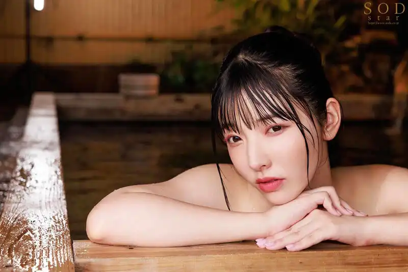 彩月七緒第11張寫真