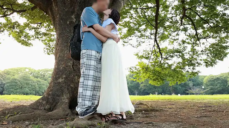 AKDL-309 年輕的幼稚園保育士是一個會微笑着給你口交的癡女 23歲 ~ 藤野つかさ的劇照6