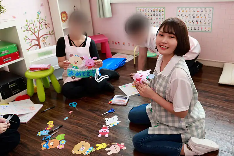 AKDL-309 年輕的幼稚園保育士是一個會微笑着給你口交的癡女 23歲 ~ 藤野つかさ的劇照18