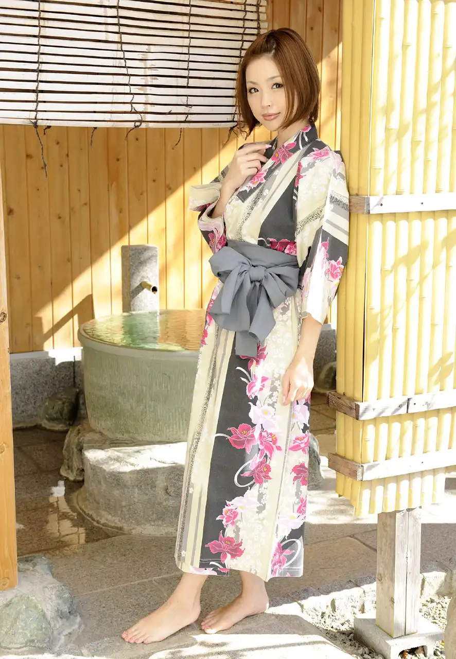 松岡仁美第794張寫真