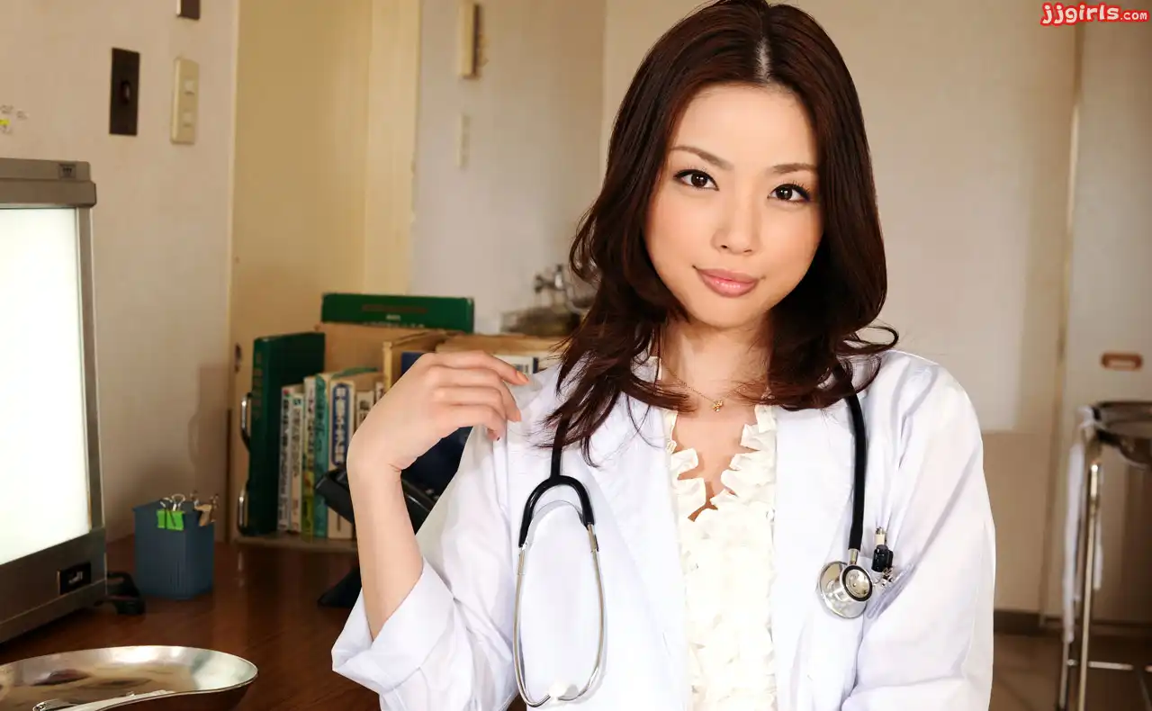 松岡仁美第548張寫真