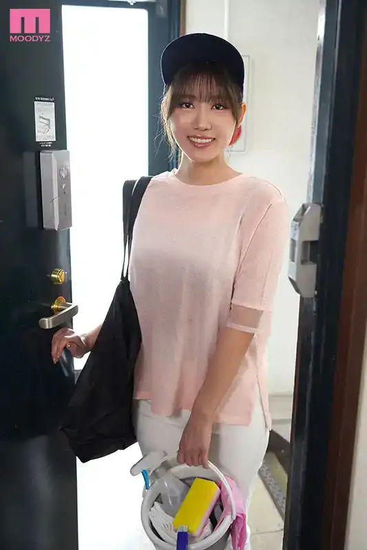 MIDV-980 清潔女工在不知不覺中，大屁股誘惑了宅男。她看到了我勃起的雞巴，然後就開始用她的大屁股，乳房和陰道來幫助我射精 ~ 神宮寺奈緒的劇照10