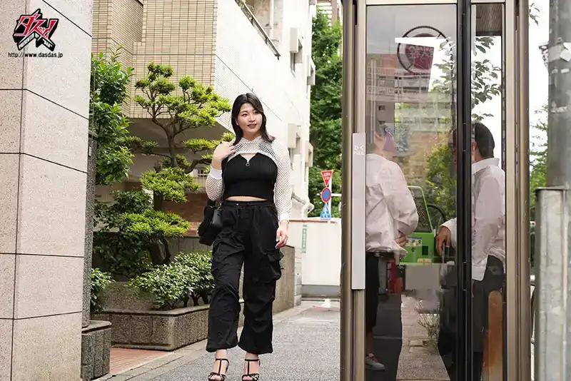 DASS-549 我喜歡的類型是屁股大的女人。小處男和巨臀姐姐之間的巨奸SEX ~ 瀨田一花的劇照10