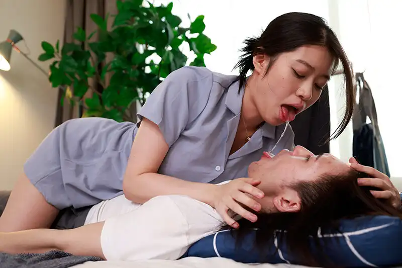AKDL-310 總是追着要我操的年長女友 ~ 五十嵐清華 前田美波 若宮葉月 浜辺栞帆的劇照8