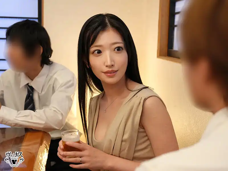 VEC-679 同學會W不倫 已經十幾年未遇的前女友，變成了性感熟女，一次又一次的吸吮美熟女的身體 ~ 名取沙雪的劇照10
