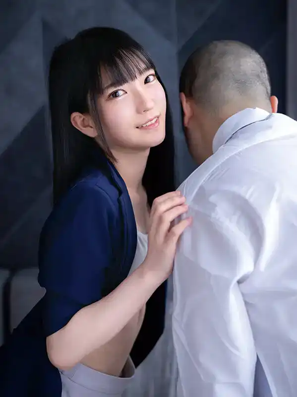 KTRA-690 和新入社的女同事一起出差，故意和我相部屋勾引我.... 伊織雛乃的劇照19