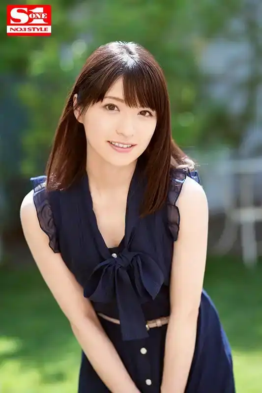 SSNI-554 新人出道！ NO.1 STYLE 超漂亮美人 首次亮相 AV DEBUT ~ 琴井汐裏的劇照2