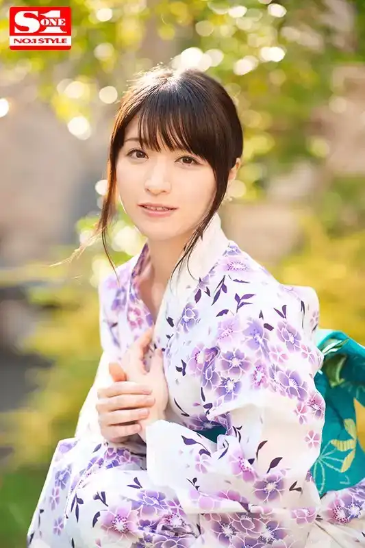SSNI-554 新人出道！ NO.1 STYLE 超漂亮美人 首次亮相 AV DEBUT ~ 琴井汐裏的劇照1