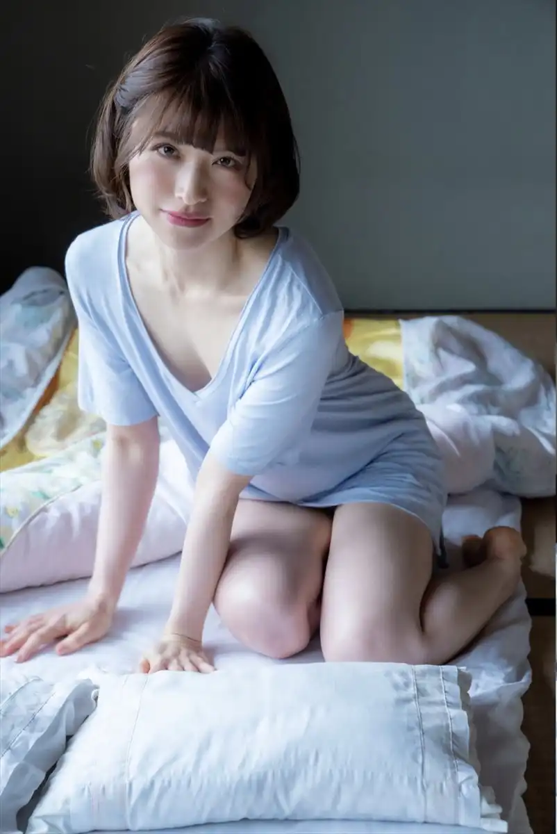 琴井汐里第2張寫真