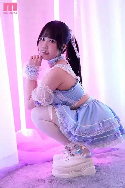 MIFD-569 新人出道！喜歡玩弄自己粉絲，元炎上系小惡魔偶像少女 首次亮相 AV DEBUT ~ 鈴芽由羅的劇照6
