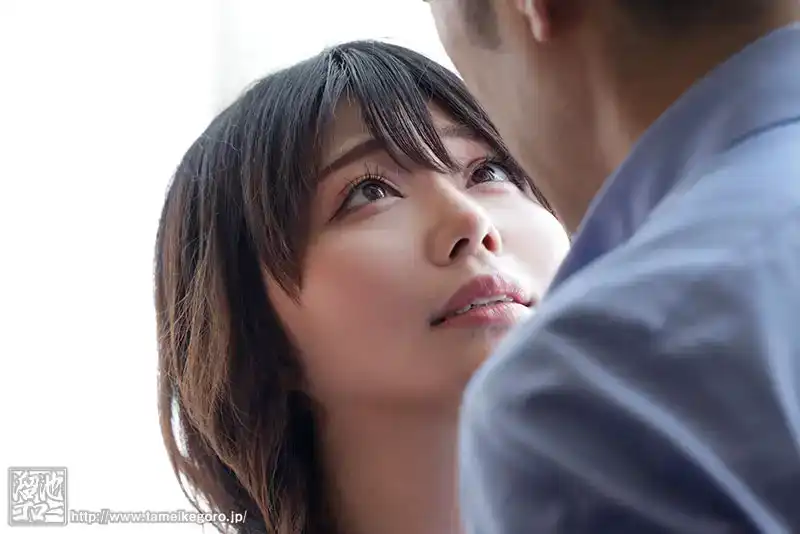 MEYD-961 新人出道，前24歲的女主播，是沒幾天就要結婚的王牌次世代人妻 首次亮相 AV DEBUT ~ 真北祈的劇照10
