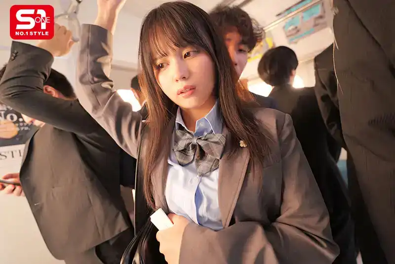 SONE-551 我是個顏控癡漢，這麼漂亮的女大學生怎麼能夠放過。猥褻她……結果她對我的性技巧入迷了 ~ 渚あいり的劇照2