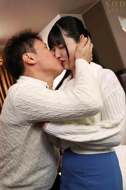 START-256 拍攝歸來後的相部屋NTR 因大雪無法返回東京的天氣播報娘被陰險的制作人強行中出，連夜潮吹開發 ~ 彩月七緒的劇照13