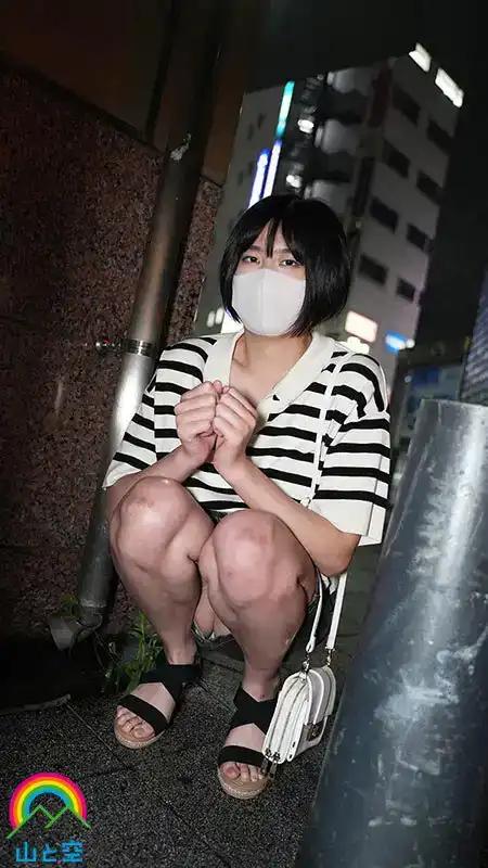 SORA-585 內向靦腆氣質素人令人羞恥的連續高潮 第一次在戶外用跳動和振動器！讓人臉紅的悶絕調教 19歲 ~ 門脇ふみか的劇照18
