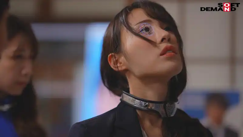 SDDE-739 投身政壇的前偶像女議員們被深層政府的魔手操弄，她們的街頭拉票最後成了公開的肉便器直播 ~ 円井萌華 大浦真奈美 上田紗奈的劇照12