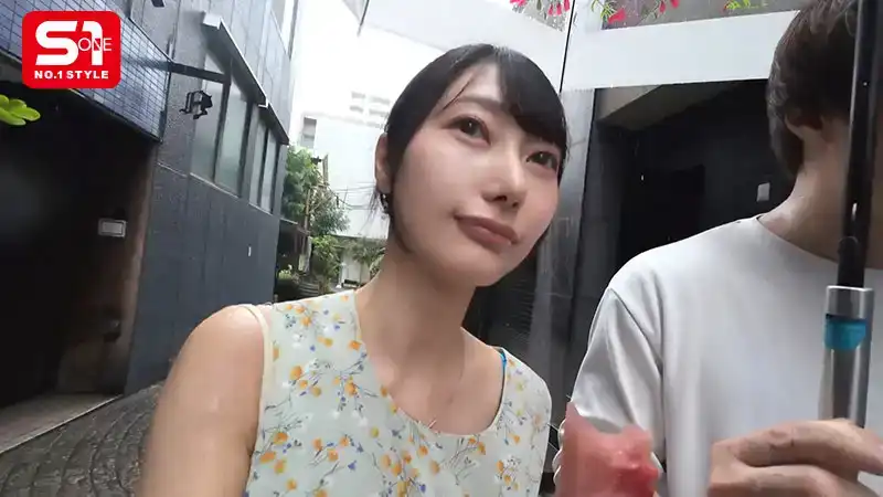 SONE-588 2泊3日的放題溫泉之旅，盡情享受溼潤閃亮的纖細J罩杯 ~ 篠真有的劇照9